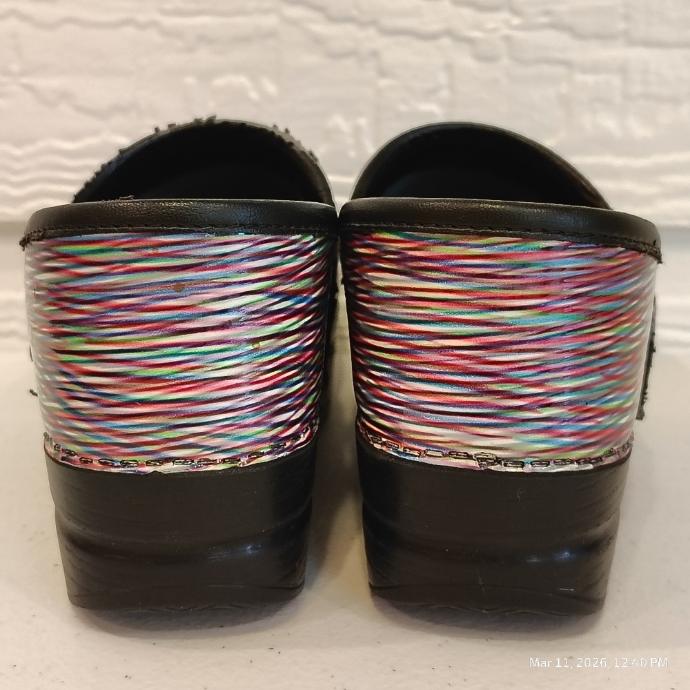 Dansko Clogs Women’s Size 38 Multicolor Stripe Nurse Comfort Work US 7.5-8 - Picture 4 of 10